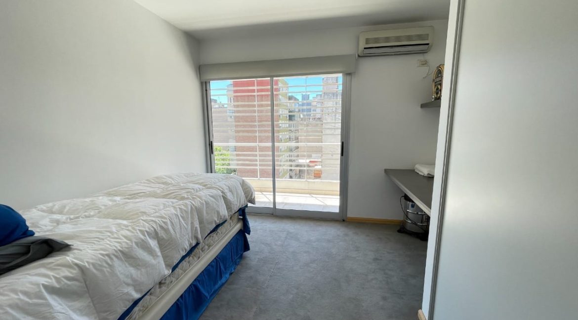 282133800_1932007500330129_2712903322945328088_n