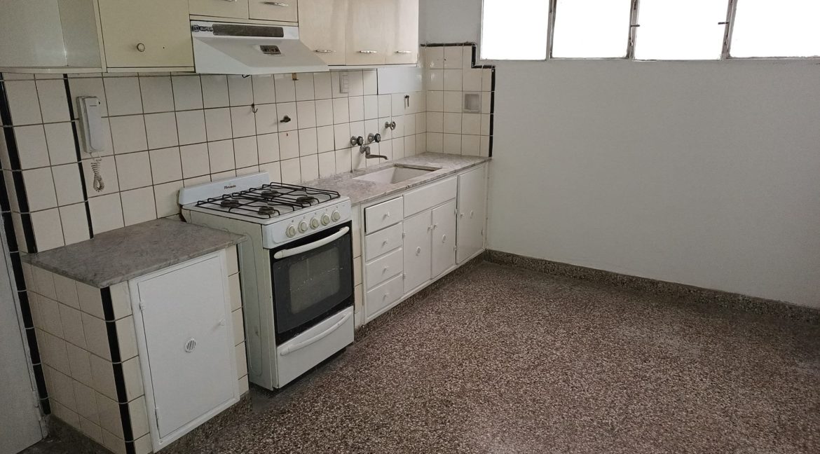 294526406_1976202319243980_3311536214958426229_n